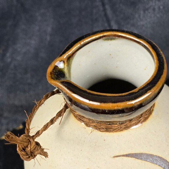 Yokohama Kanji Sake Set 2 Carafes 5 Cups Glazed Bisque Pottery Beige/Brown - Picture 7 of 16